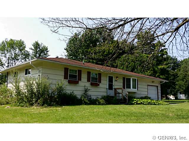 869 Bailey Road Henrietta, NY 14623 - Photo 1 of 1 Exterior Front