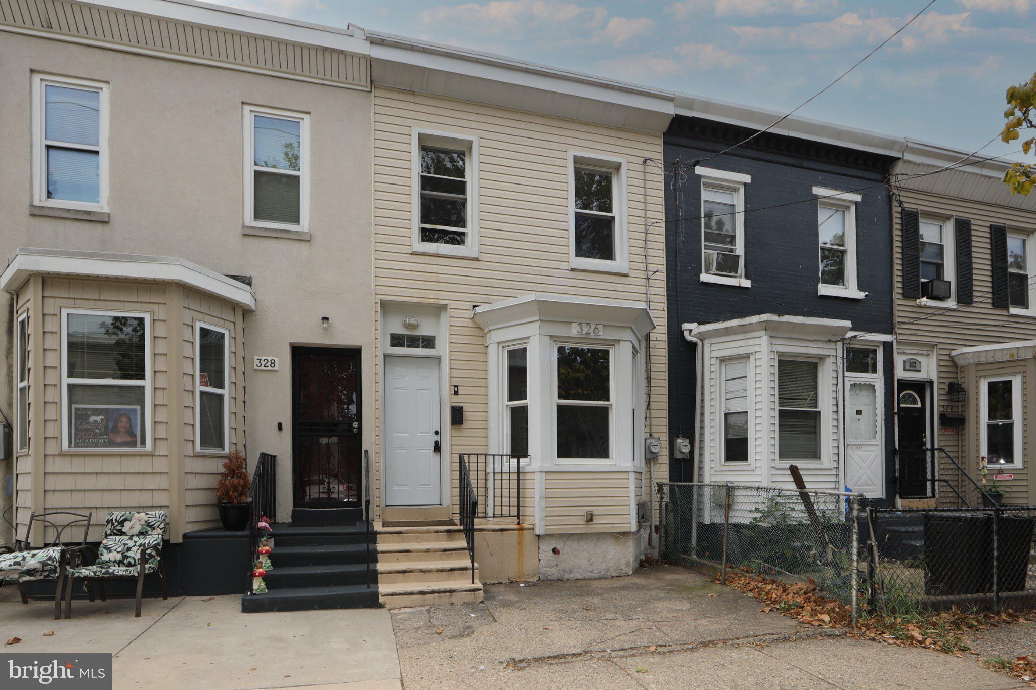 326 Clinton Street Camden, NJ 08103 - Photo 2 of 36 Gallery Image 2
