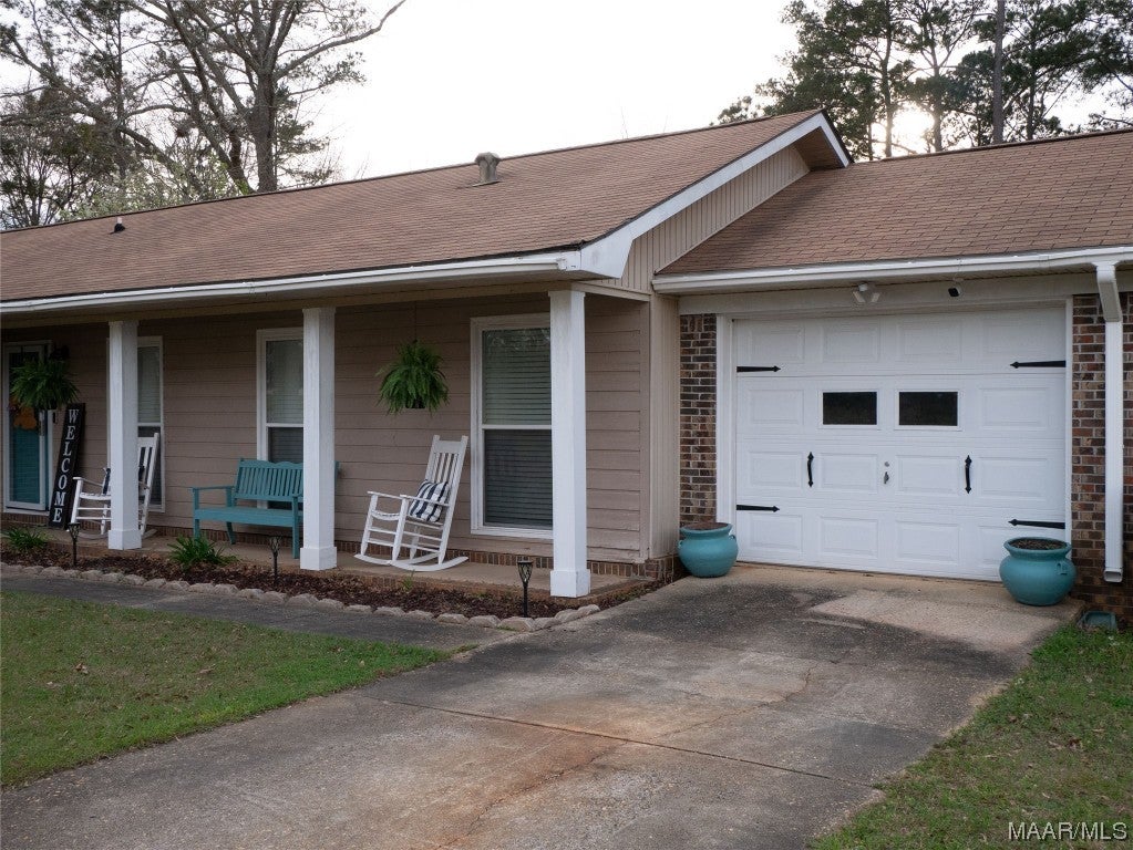 501 Chickasaw Road Enterprise, AL 36330 - Photo 4 of 39 Gallery Image 4