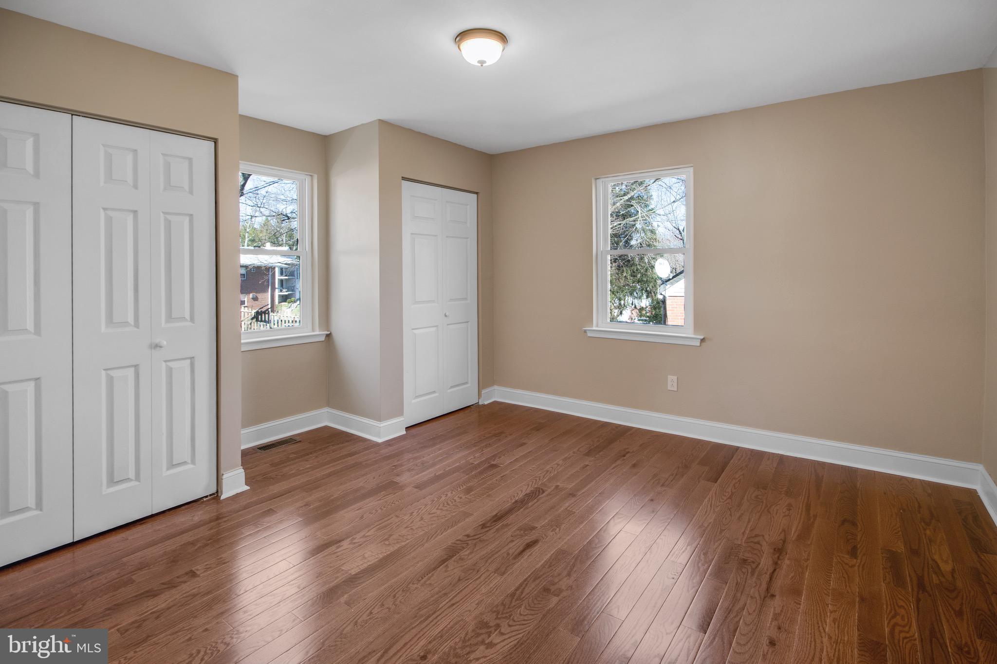 428 Granite Terrace Springfield, PA 19064 - Photo 13 of 28 First floor master bedroom