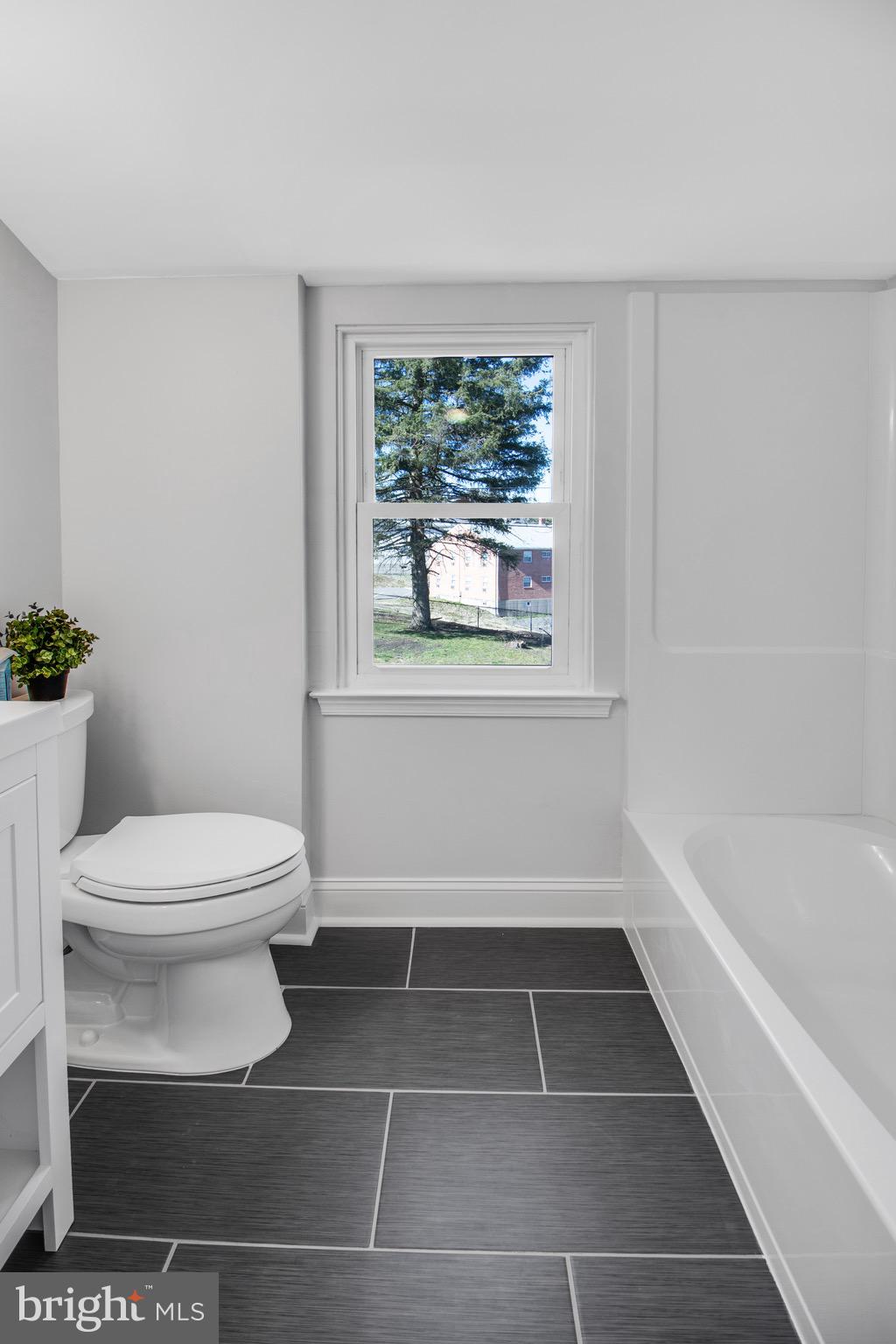 428 Granite Terrace Springfield, PA 19064 - Photo 23 of 28 Upstairs Bathroom