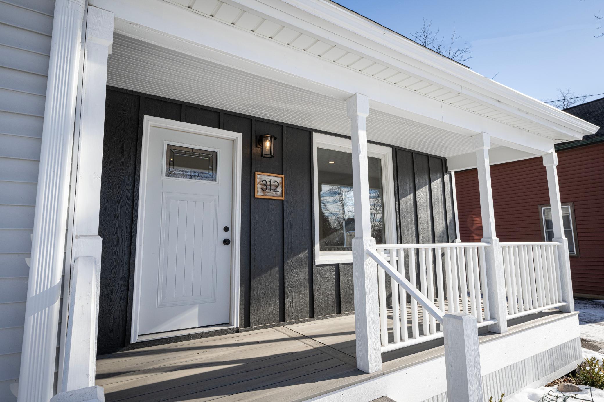 312 3rd Street North Hudson, WI 54016 - Photo 2 of 26