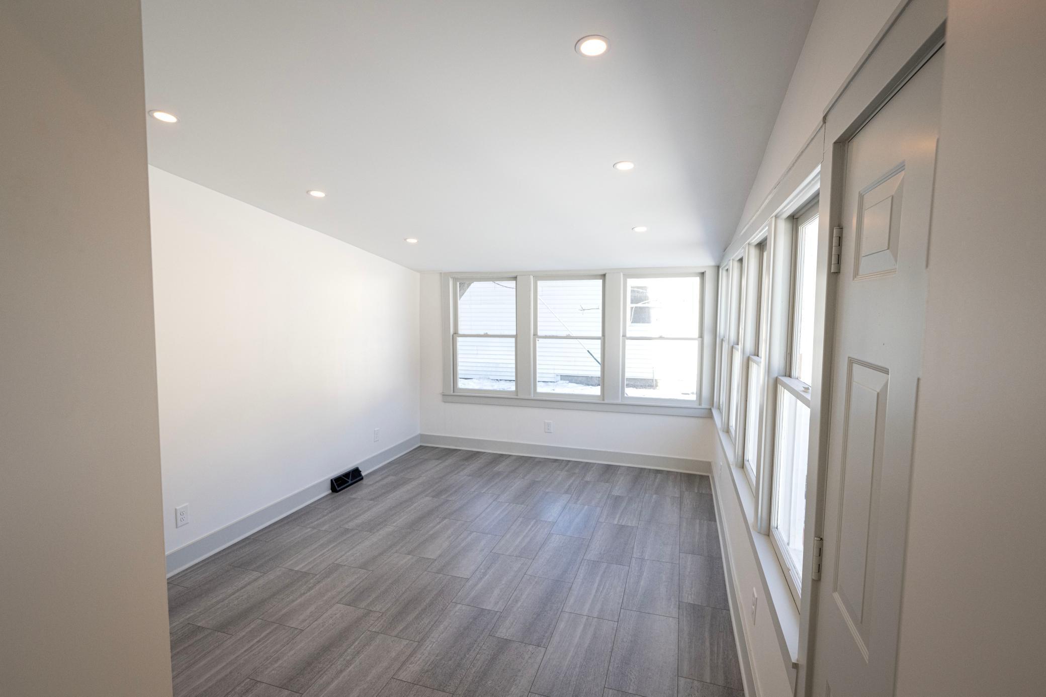 312 3rd Street North Hudson, WI 54016 - Photo 9 of 26