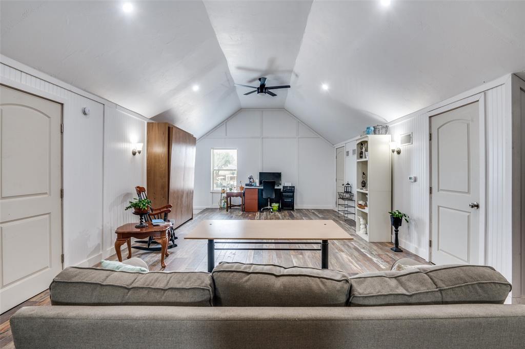 140 Hollis Road Waxahachie, TX 75167 - Photo 11 of 40 a living room with furniture and a chandelier