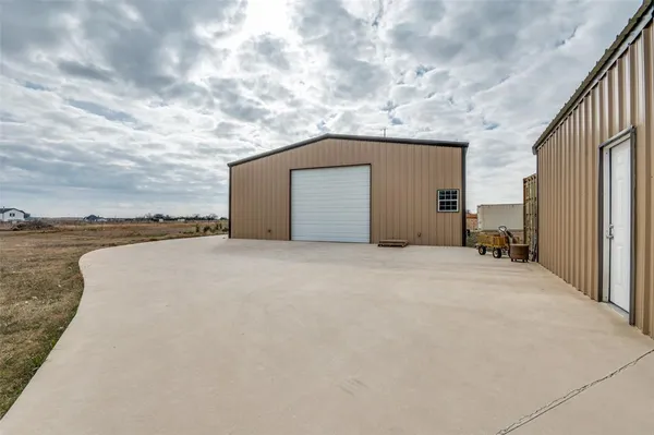 a view of a terrace with sky view