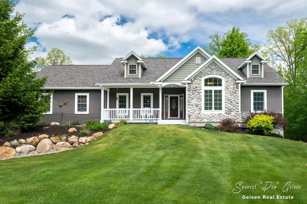 $689,000 | 7177 Riverwood Drive, Belding, MI 48809