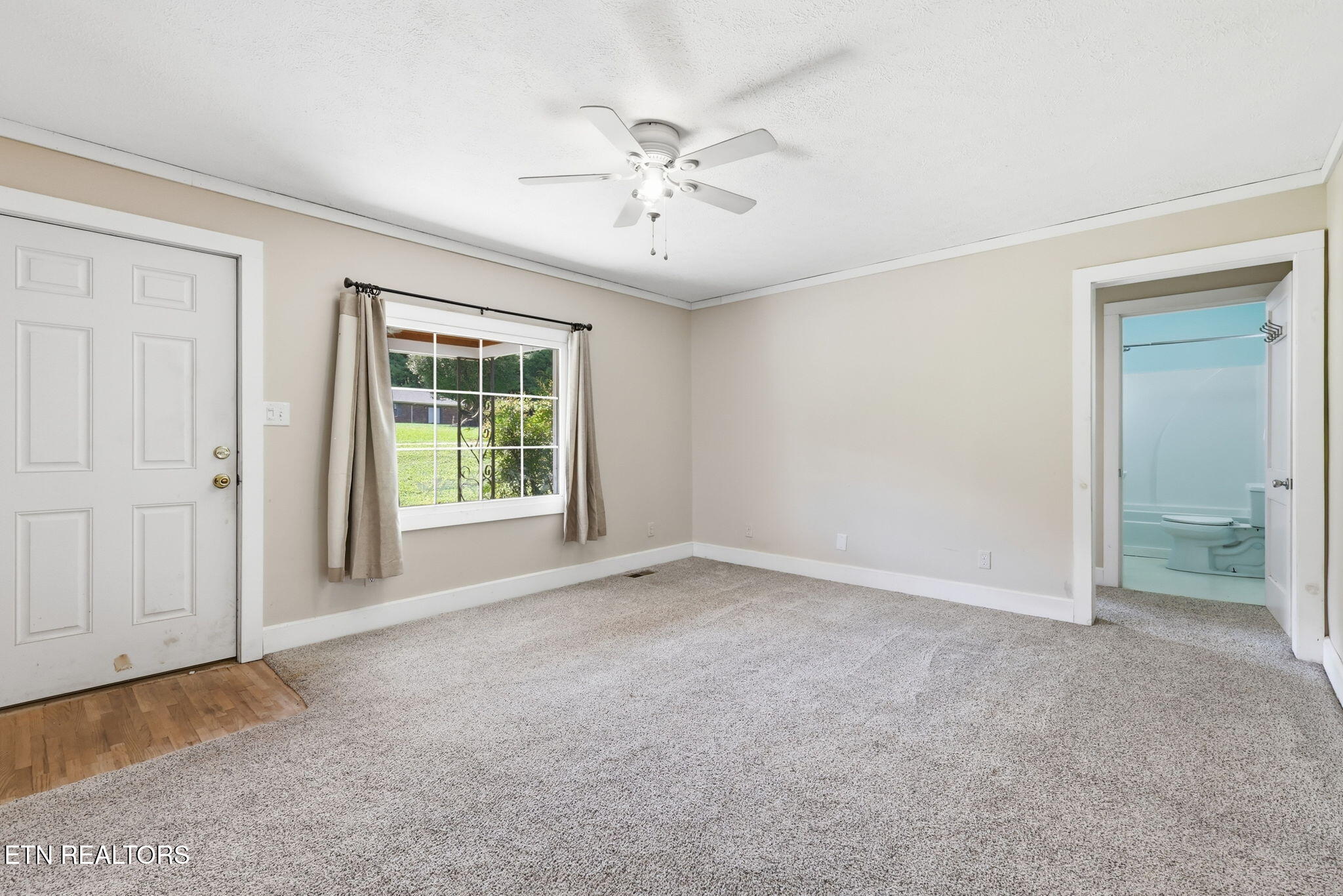 415 Island Ford Road Jacksboro, TN 37757 - Photo 8 of 39 24-web-or-mls-3F1A5027