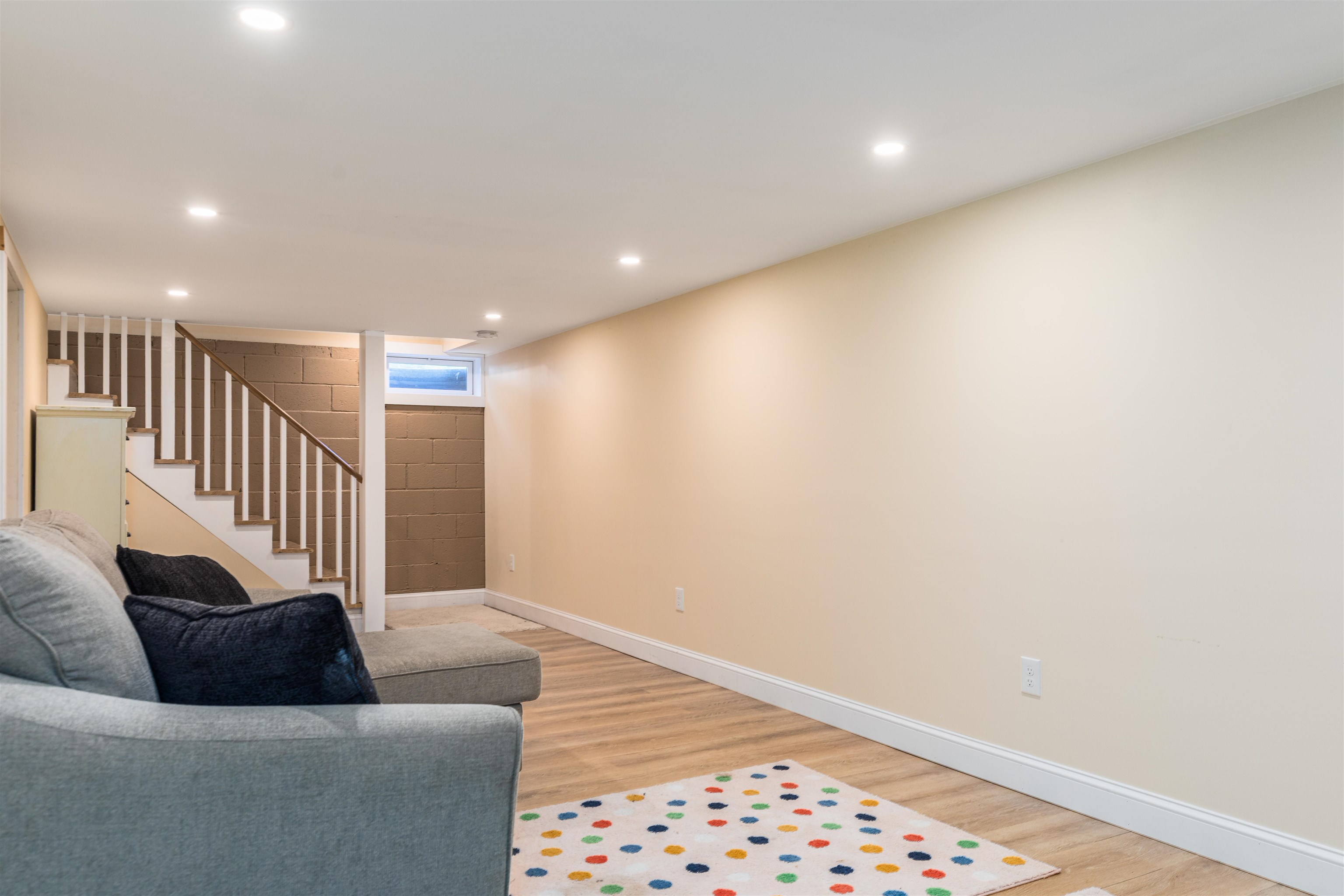 2 Locke Road Hampton, NH 03842 - Photo 27 of 58