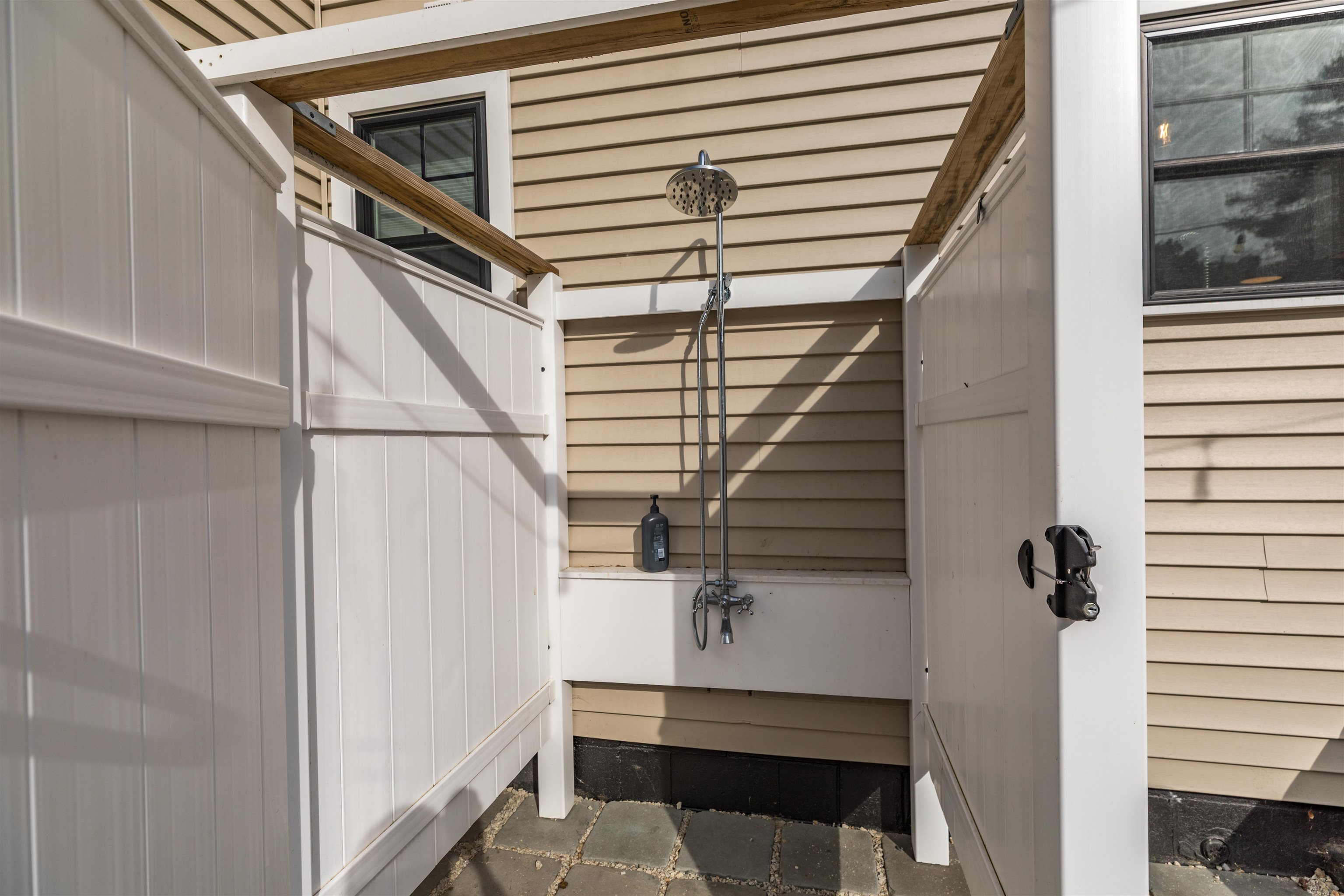 2 Locke Road Hampton, NH 03842 - Photo 32 of 58