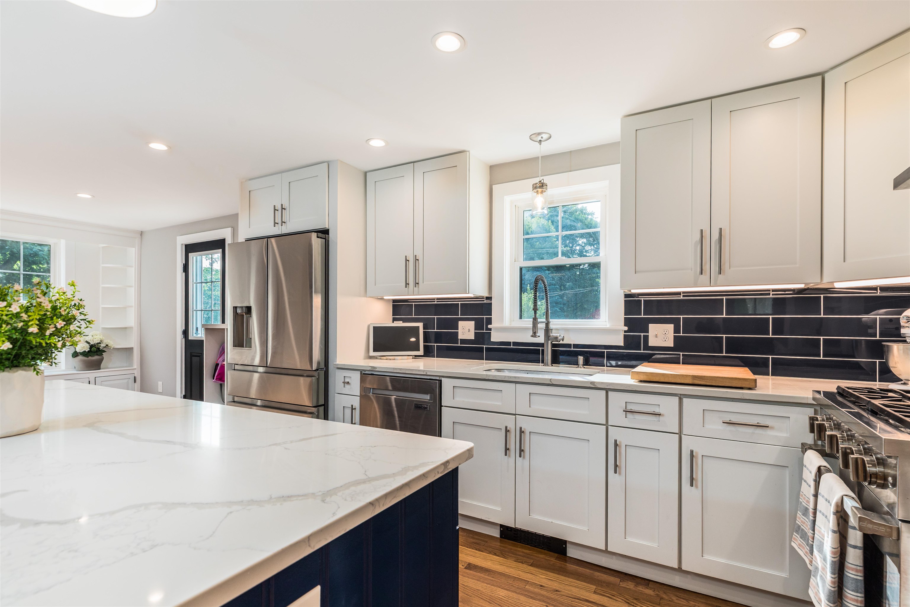 2 Locke Road Hampton, NH 03842 - Photo 7 of 58