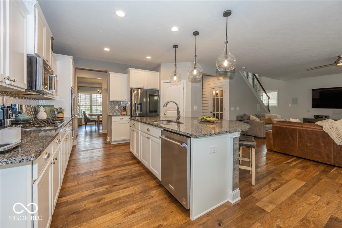9976 Win Star Way Fishers, IN 46040 - Photo 12 of 51