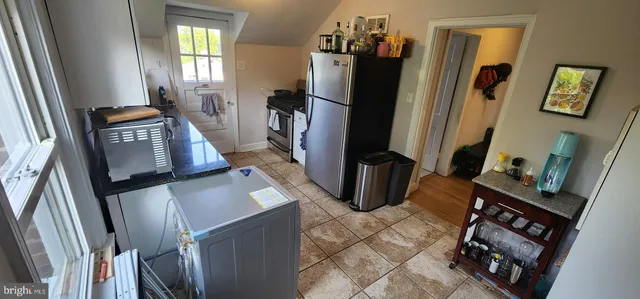 $2,895 | 1227 North Utah Street, Unit 3, Arlington, VA 22201