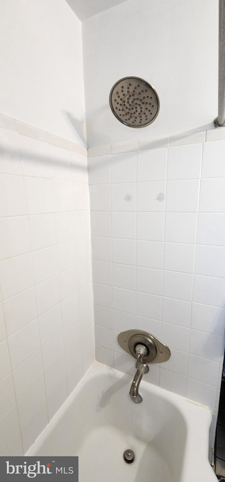 1227 North Utah Street, Unit 3 Arlington, VA 22201 - Photo 10 of 24 a bathroom with a sink