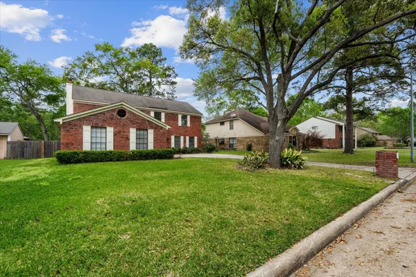 $2,595 | 3807 Forest Village Drive, Houston, TX 77339