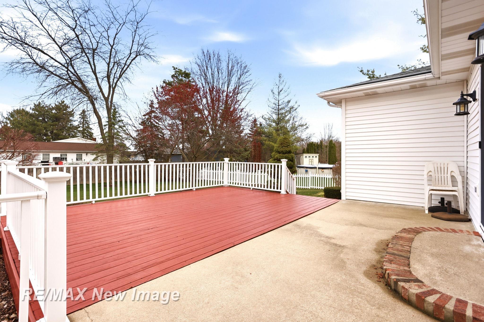 353 Colorado Ridge Hemlock, MI 48626 - Photo 46 of 52