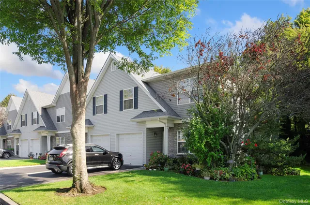 $610,000 | 307 Medea Way, Central Islip, NY 11722