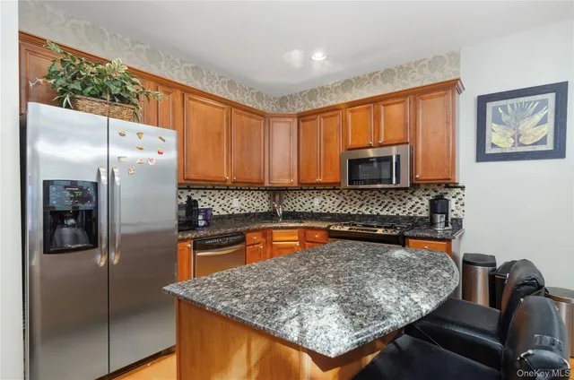 $610,000 | 307 Medea Way, Central Islip, NY 11722