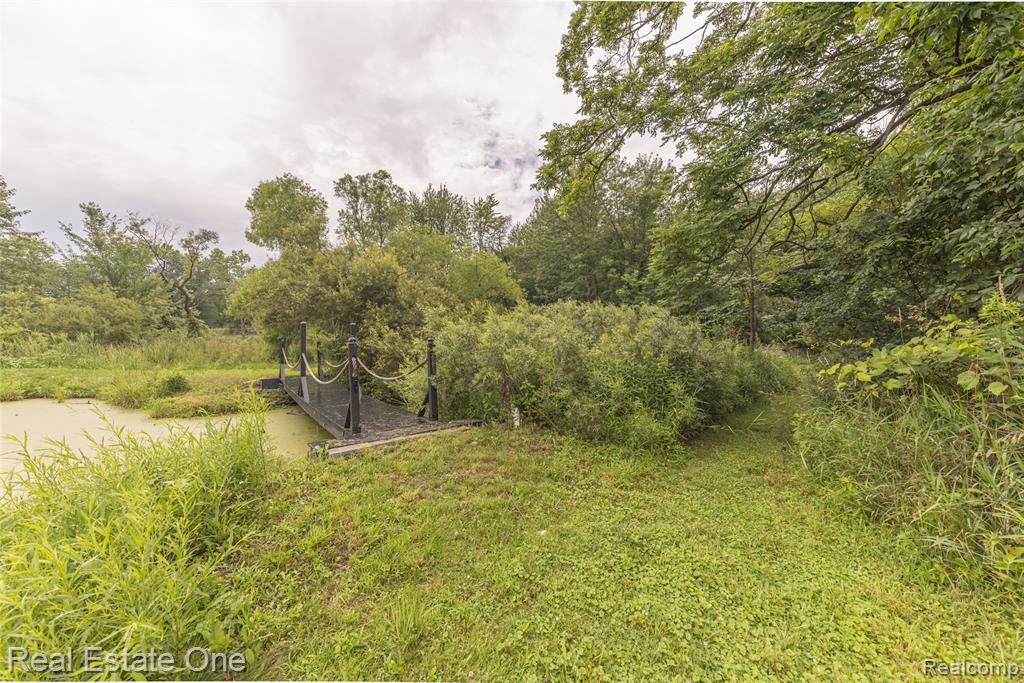 27395 Martindale Road New Hudson, MI 48165 - Photo 73 of 88 Gallery Image 73