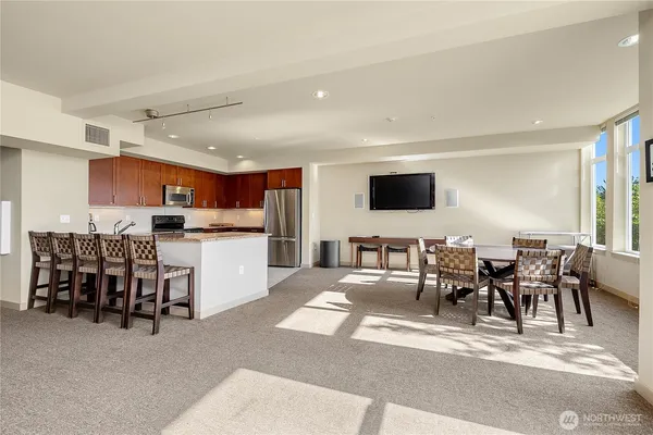 $595,000 | 180 Harbor Square Loop Northeast, Unit B421, Bainbridge Island, WA 98110