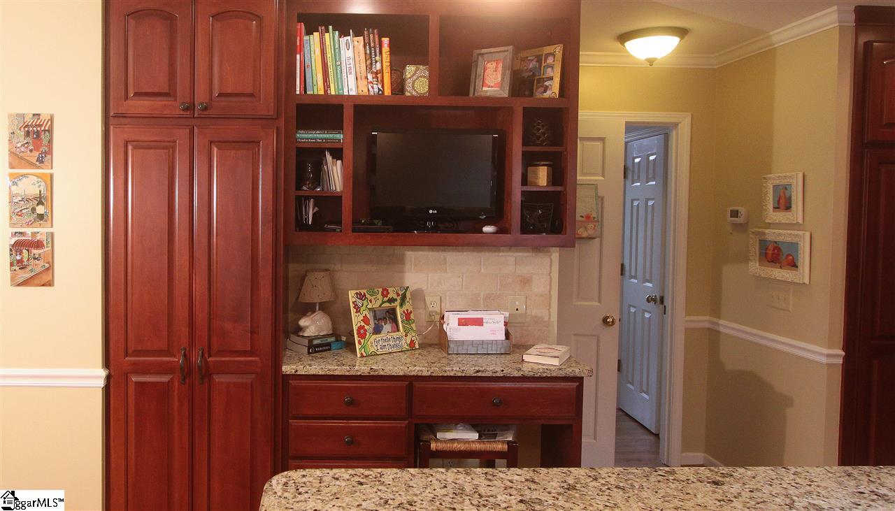 1 Middlecreek Way Greenville, SC 29607 - Photo 20 of 22 Gallery Image 20