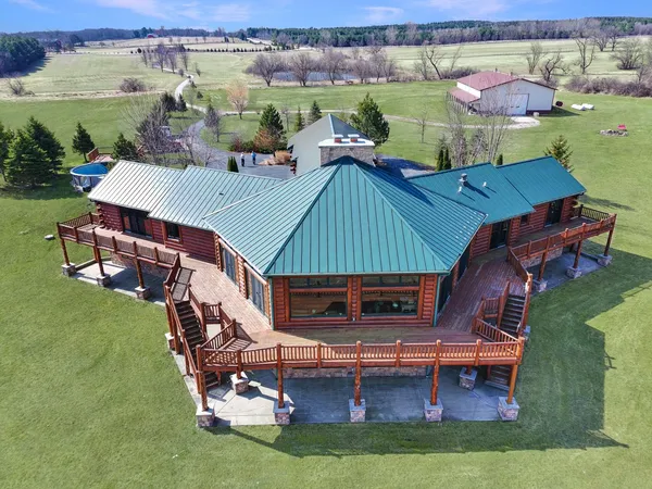 $1,725,000 | 17700 Streit Road, Harvard, IL 60033