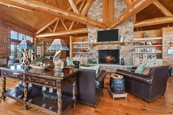 $1,725,000 | 17700 Streit Road, Harvard, IL 60033