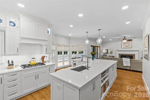 $659,000 | 3616 Deruyter Circle, Charlotte, NC 28269