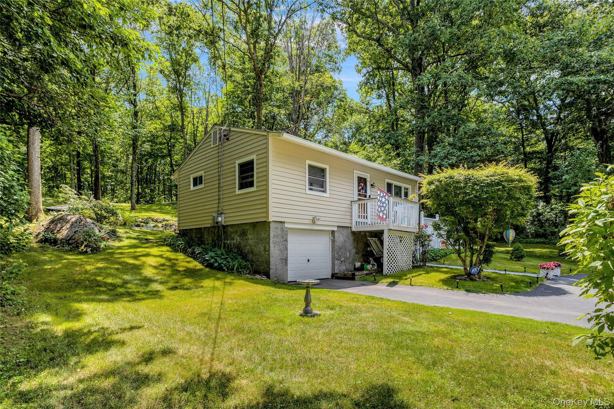 577 Wood Road Mahopac, NY 10541 - Photo 2 of 19 Gallery Image 2