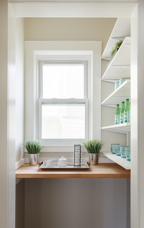 9 Radcliffe Road, Unit 1 Somerville, MA 02145 - Photo 4 of 17