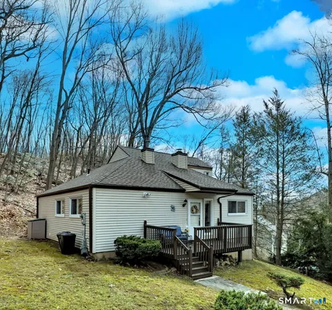 $269,900 | 41 Chatham Lane, Bristol, CT 06010