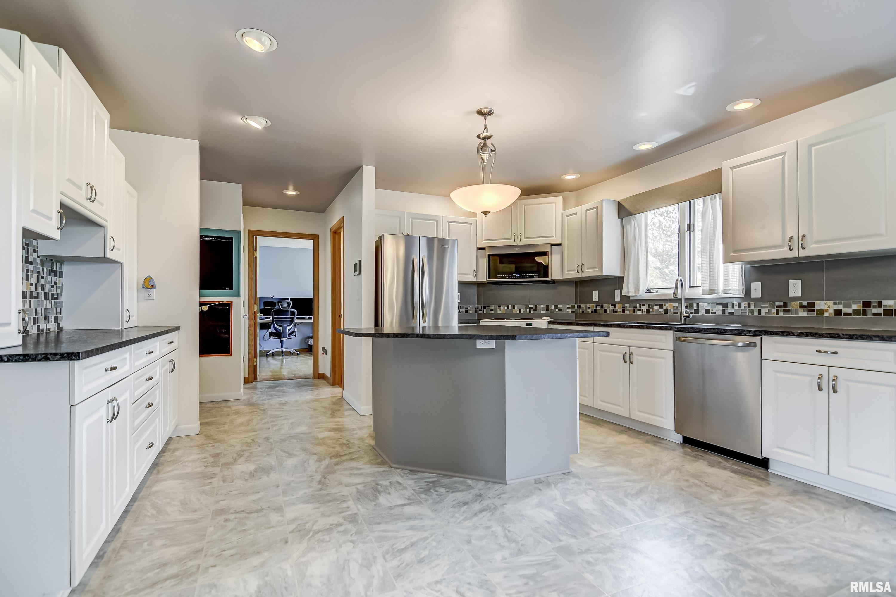 5105 Eagle Ridge Springfield, IL 62711 - Photo 21 of 65