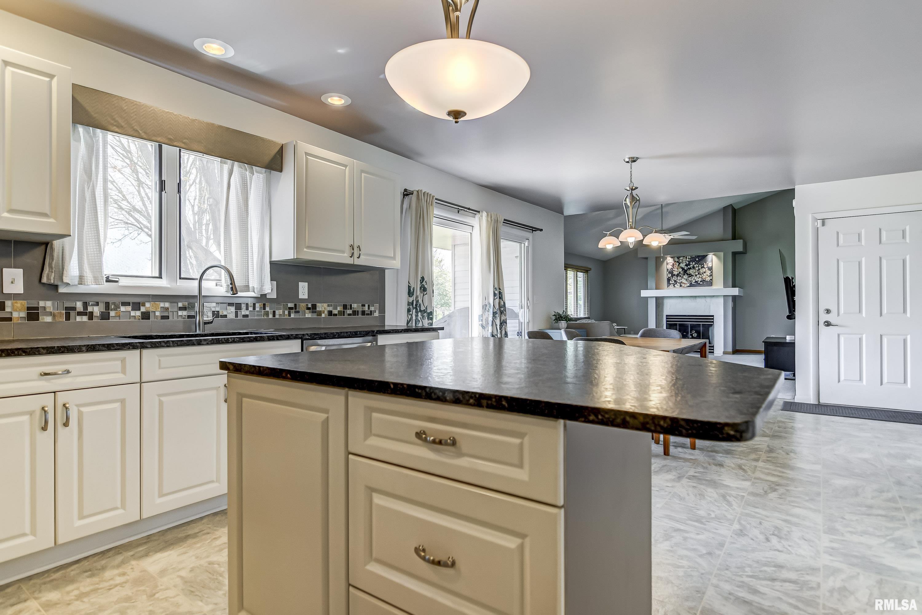 5105 Eagle Ridge Springfield, IL 62711 - Photo 22 of 65