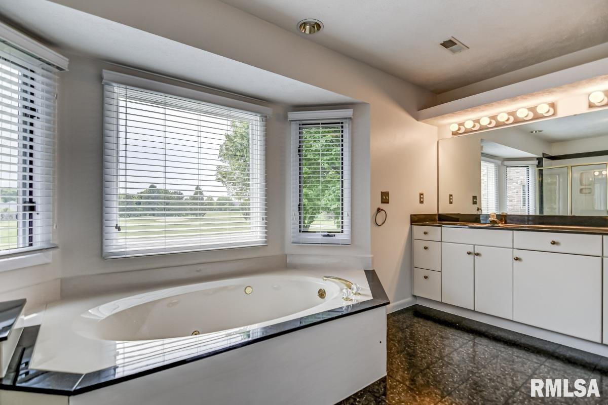 5105 Eagle Ridge Springfield, IL 62711 - Photo 36 of 65