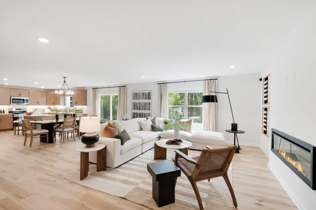 $549,990 | 413 James Parkway, Elko New Market, MN 55054