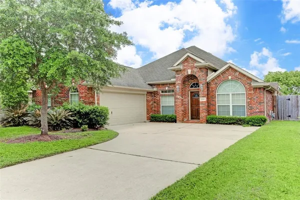 $2,300 | 10606 Badger Canyon Drive, Houston, TX 77095