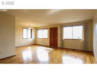 1550 Sallal Road Woodburn, OR 97071 - Photo 2 of 17 Gallery Image 2