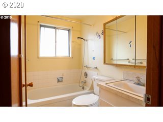 1550 Sallal Road Woodburn, OR 97071 - Photo 6 of 17 Gallery Image 6