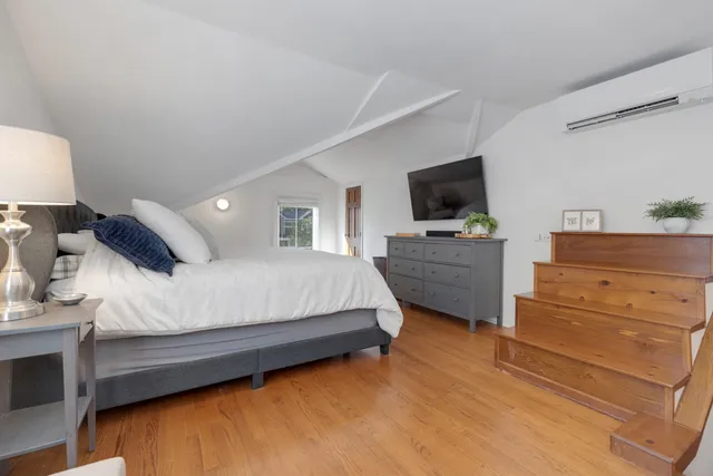 $785,000 | 2040 Central Avenue, Wilmette, IL 60091