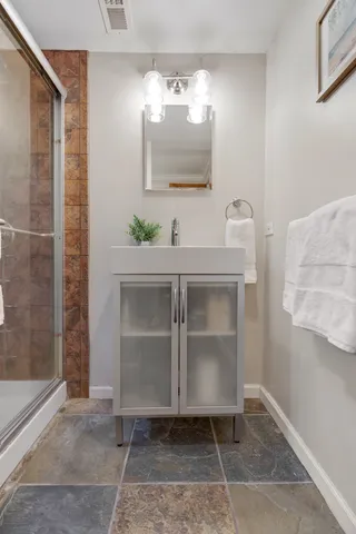 $785,000 | 2040 Central Avenue, Wilmette, IL 60091