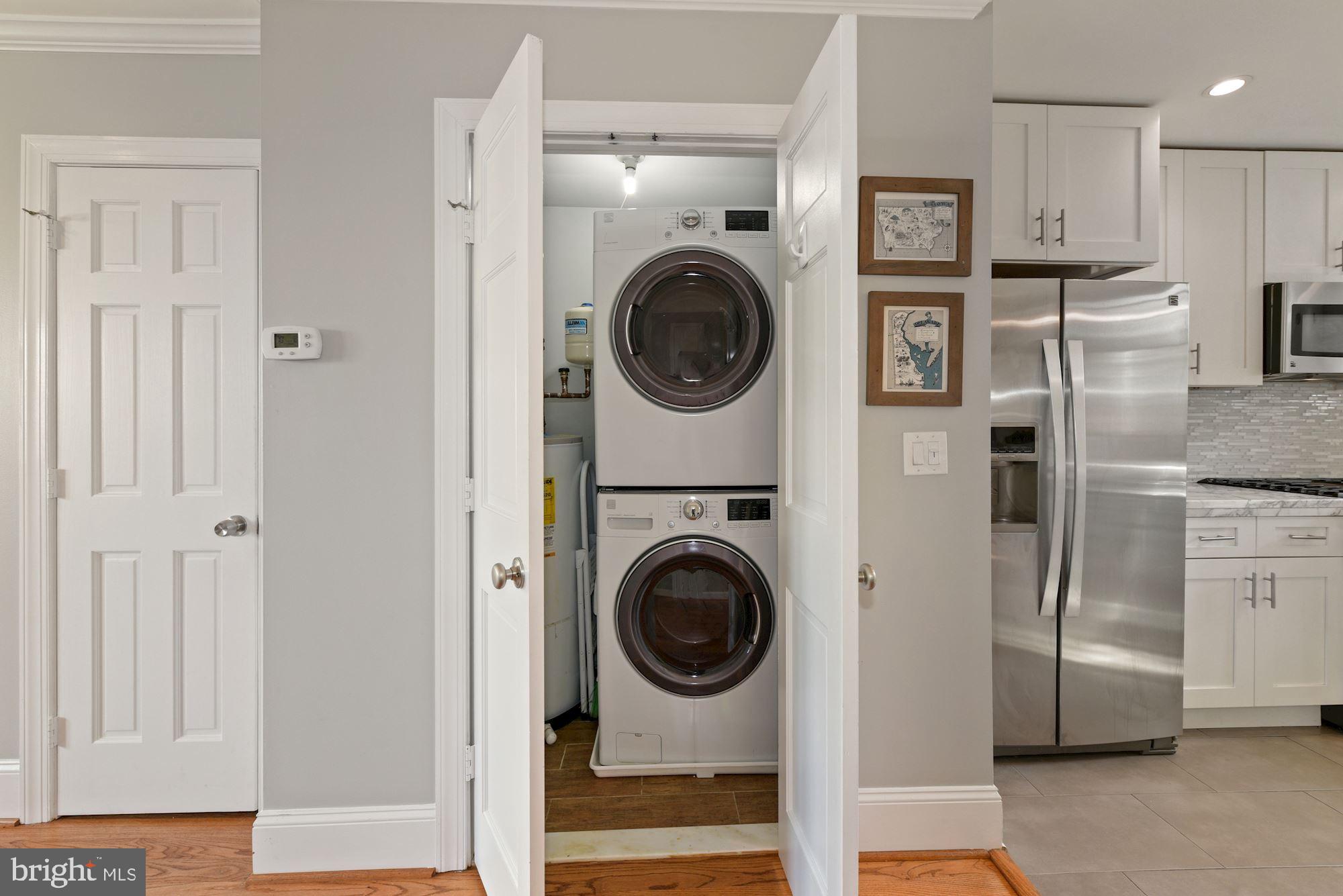 624 19th Street Northeast Washington, DC 20002 - Photo 12 of 32 Spacious closet with washer/dryer