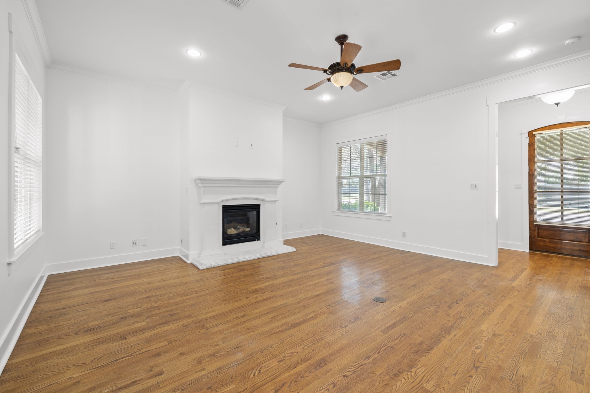1607 Chelsea Lane Austin, TX 78704 - Photo 12 of 39
