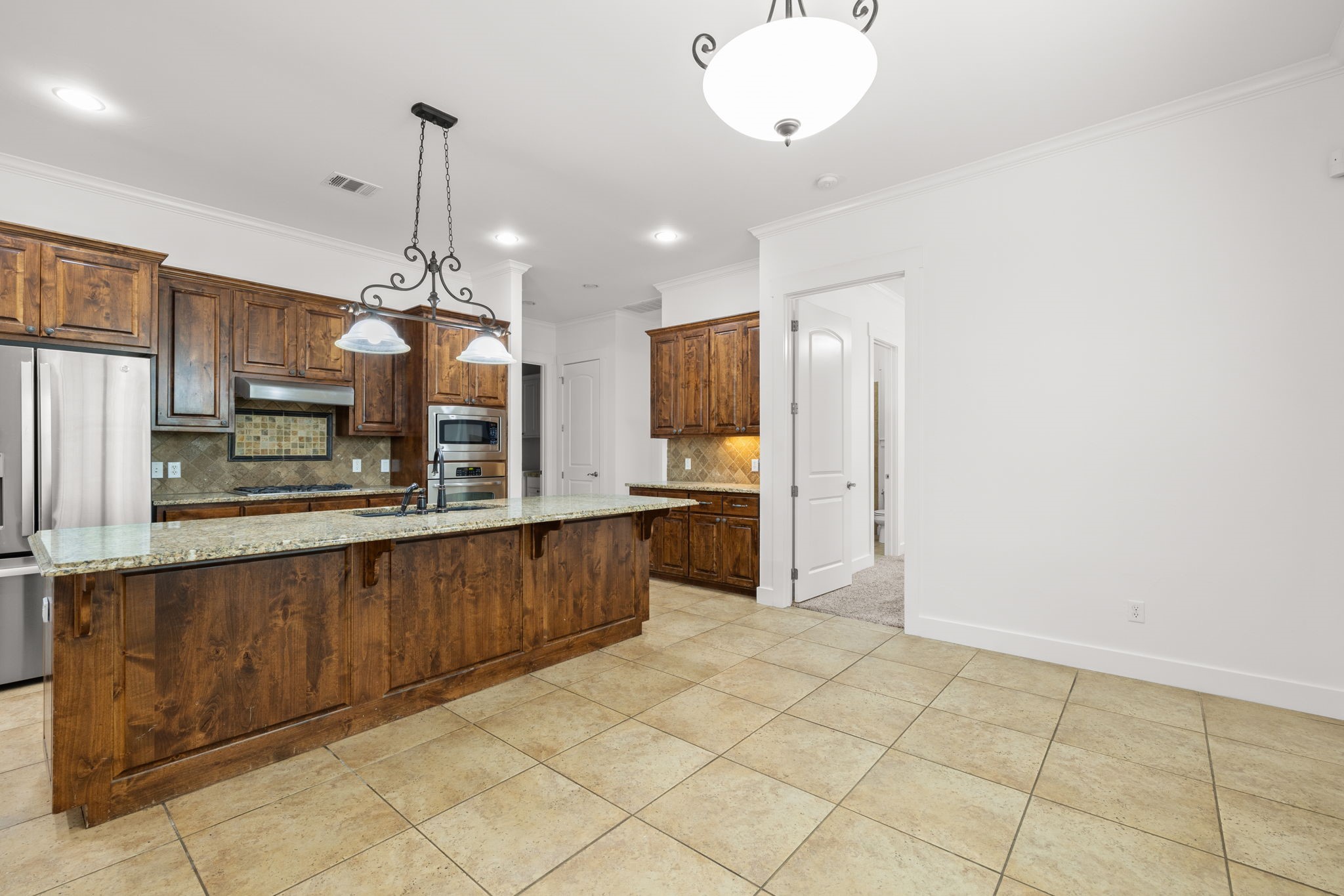 1607 Chelsea Lane Austin, TX 78704 - Photo 14 of 39