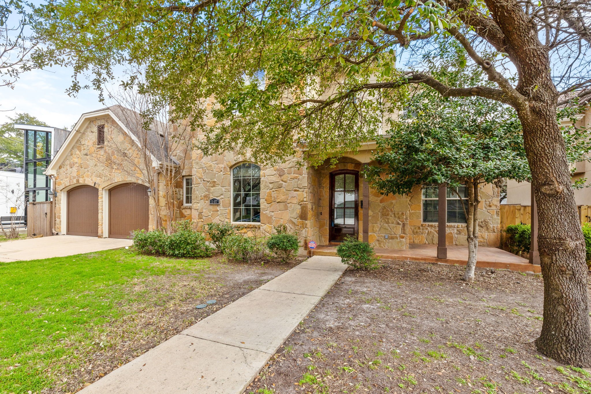 1607 Chelsea Lane Austin, TX 78704 - Photo 10 of 39