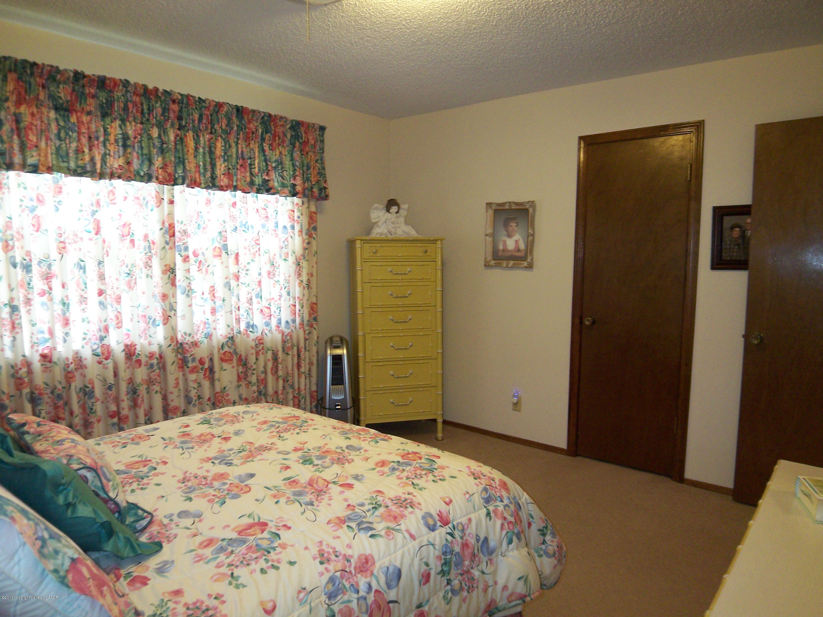 6507 Falcon Road Amarillo, TX 79109 - Photo 13 of 19 Bedroom 2