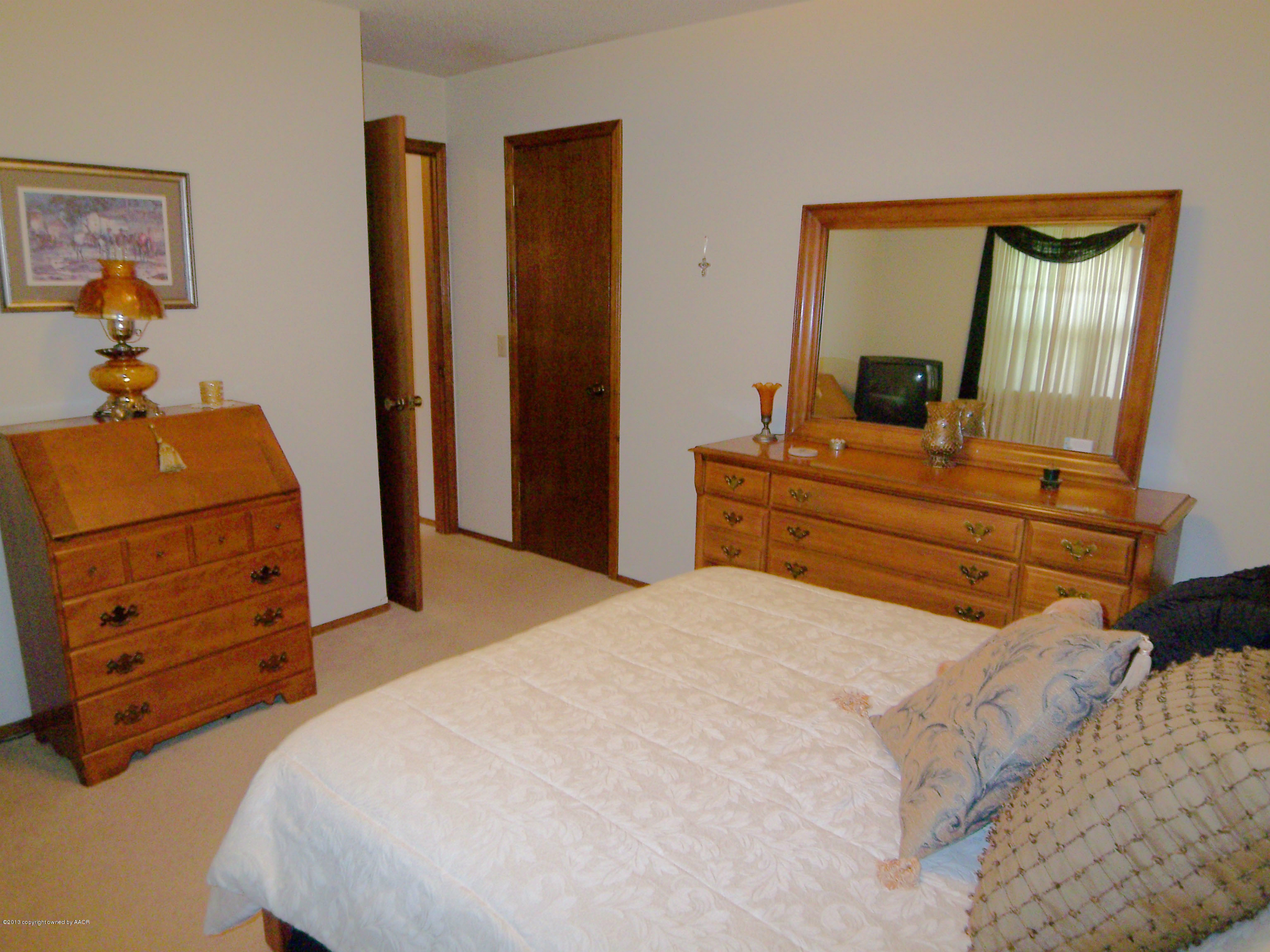 6507 Falcon Road Amarillo, TX 79109 - Photo 15 of 19 Bedroom 3