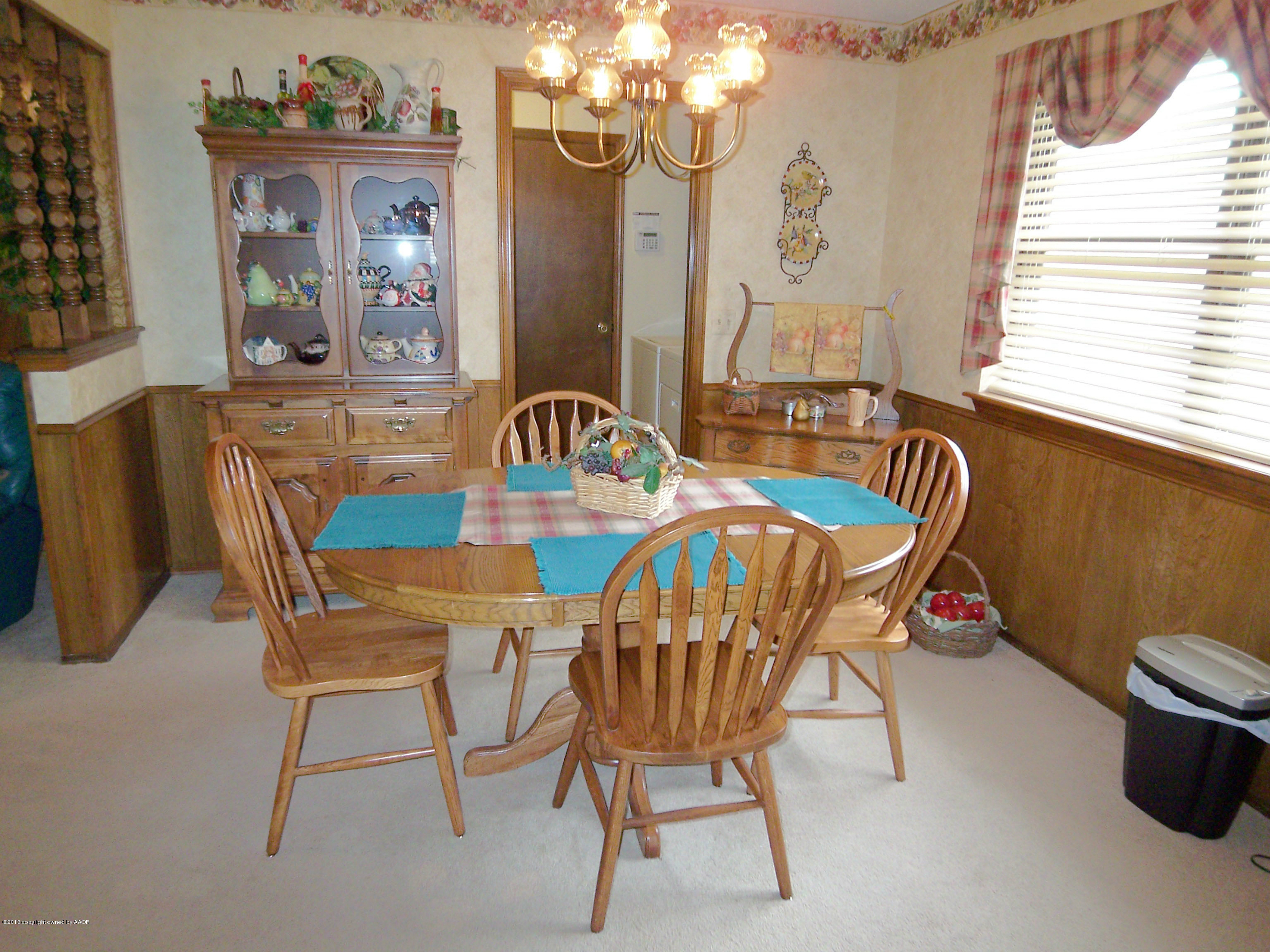 6507 Falcon Road Amarillo, TX 79109 - Photo 8 of 19 Dining Room