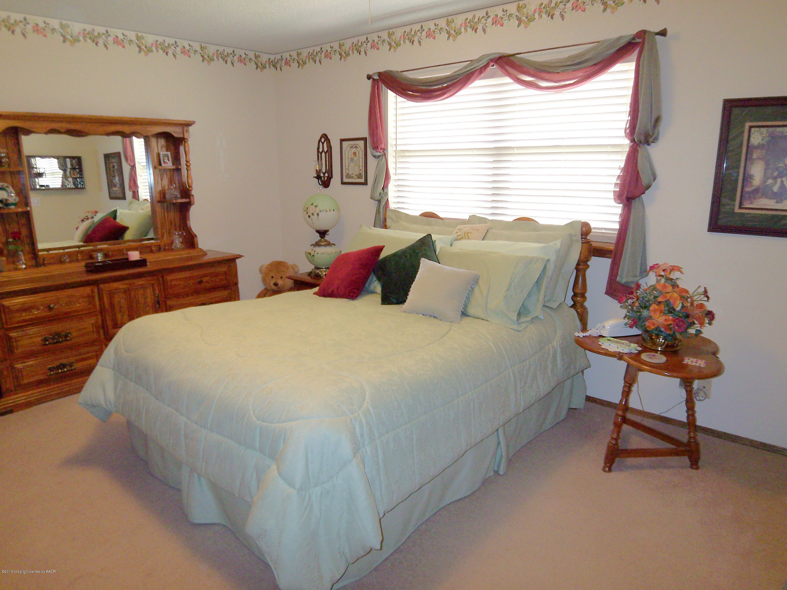 6507 Falcon Road Amarillo, TX 79109 - Photo 9 of 19 Master Bedroom