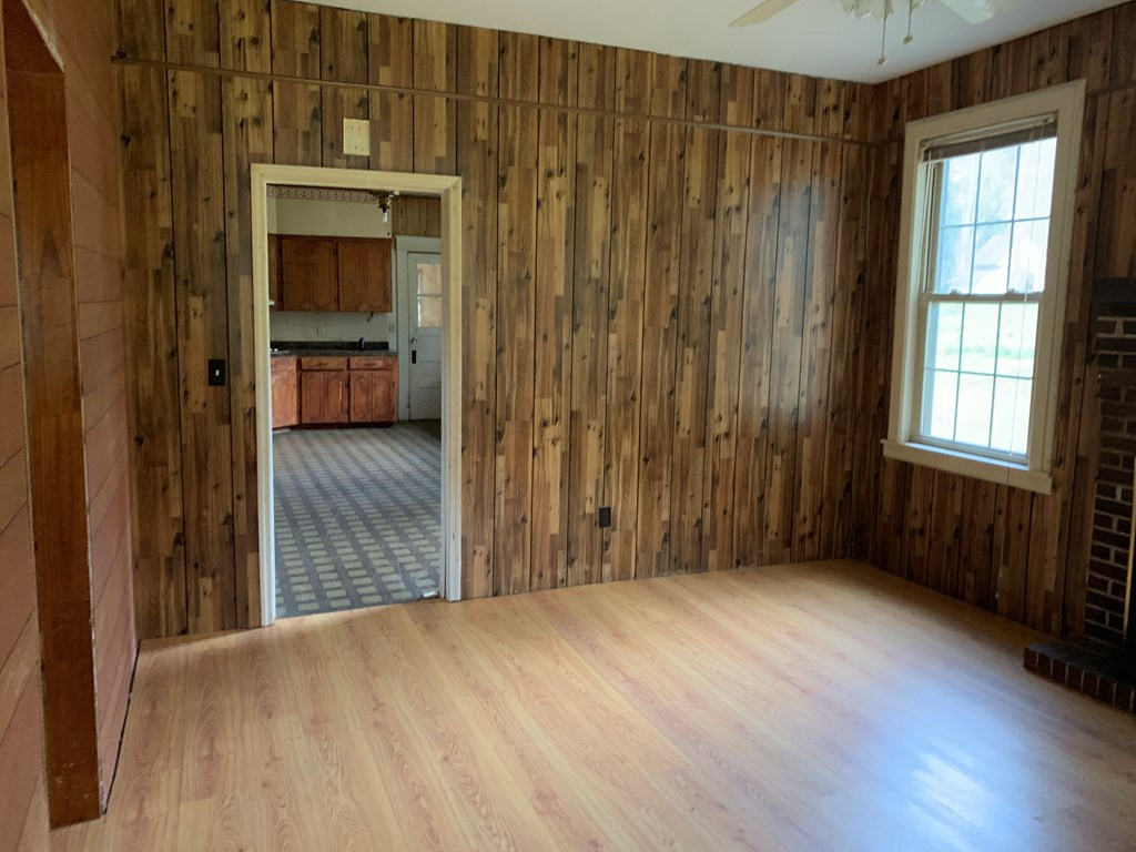 615 Addison Street Edgefield, SC 29824 - Photo 10 of 20 Gallery Image 10