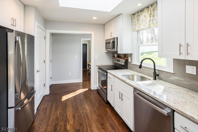 4 Valley View Road Chester, NJ 07930 - Photo 13 of 37