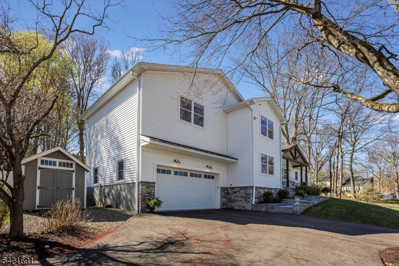 4 Valley View Road Chester, NJ 07930 - Photo 3 of 37